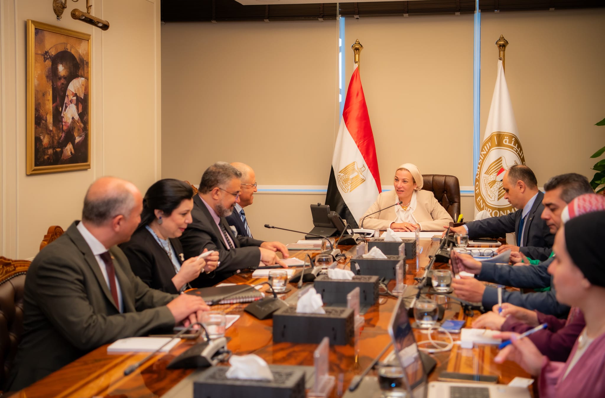 وزيرة البيئة تلتقى رئيس اتحاد الصناعات المصرية