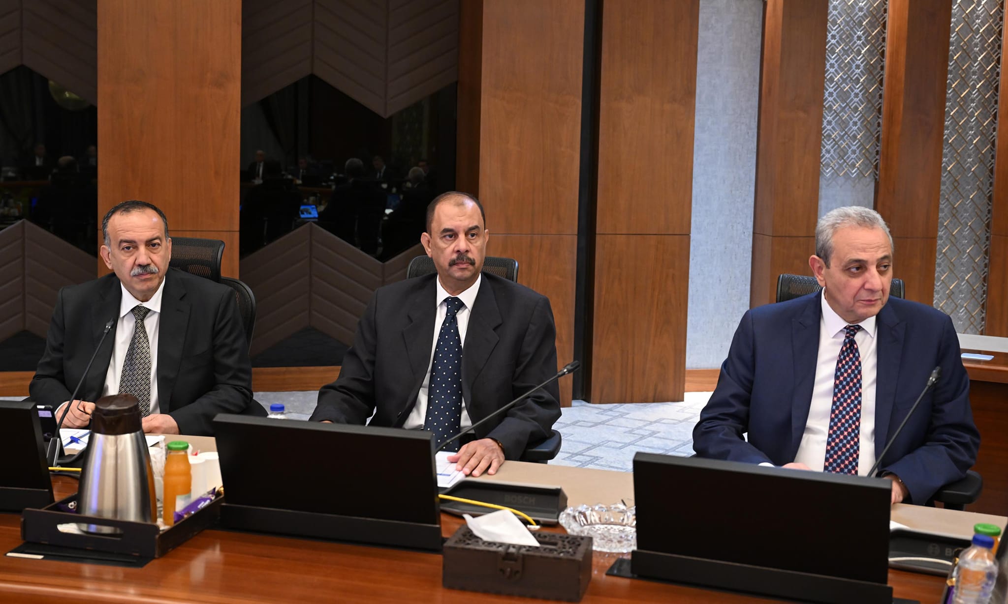 أول اجتماع لمجلس المحافظين بعد إعلان التشكيل الحكومي الجديد