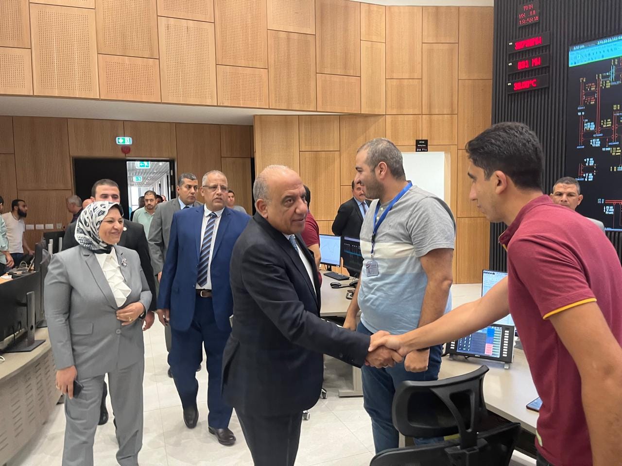 وزير الكهرباء يتفقد المركز القومي الجديد للتحكم فى الطاقة