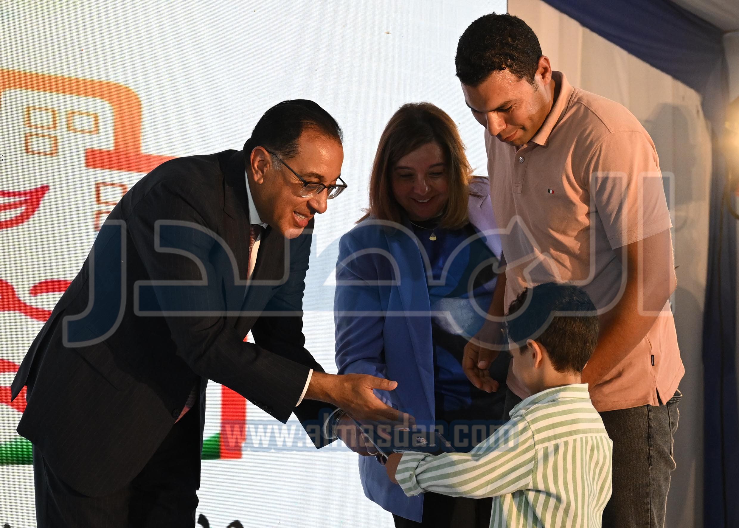 مدبولي يشهد تسليم وحدات سكنية ضمن مبادرة سكن لكل المصريين