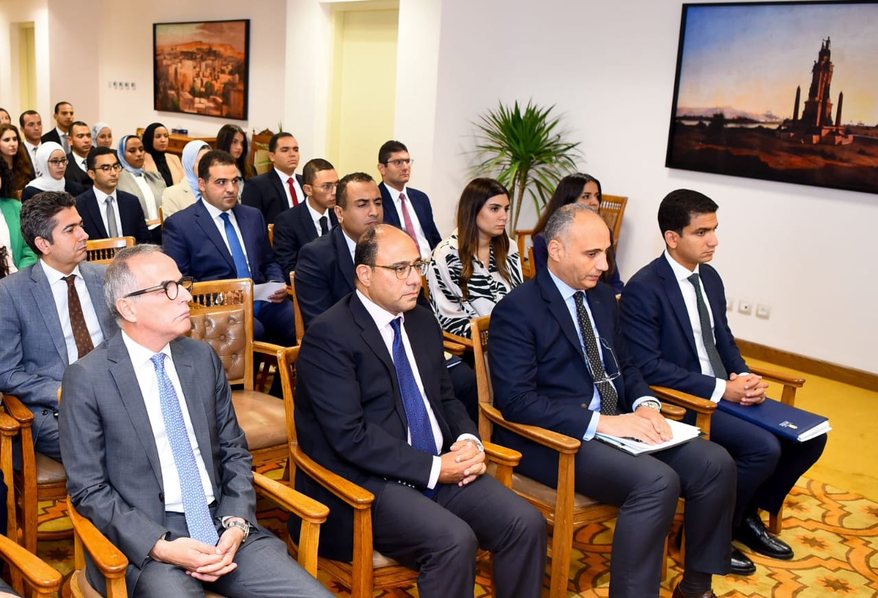 أداء القسم للدفعة الجديدة من الملحقين الدبلوماسيين