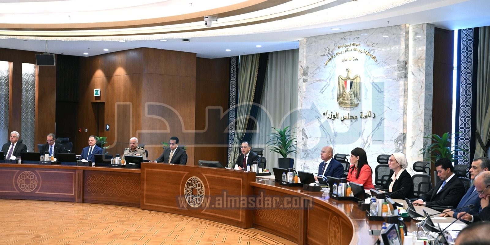 مجلس الوزراء يبدأ اجتماعه الأسبوعي بالعاصمة الإدارية الجديدة