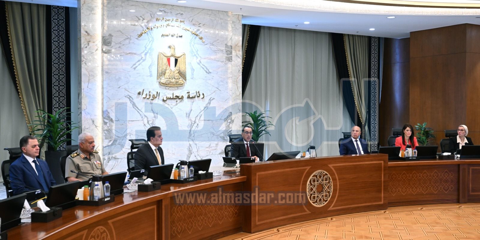 مجلس الوزراء يبدأ اجتماعه الأسبوعي بالعاصمة الإدارية الجديدة