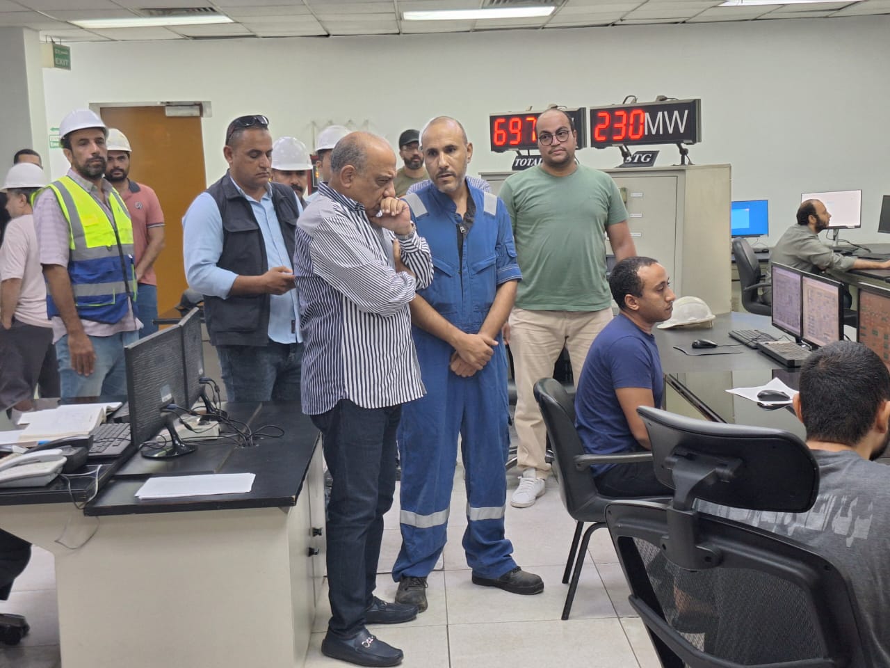 عصمت يتفقد محطة شمال القاهرة المركبة لتوليد الكهرباء
