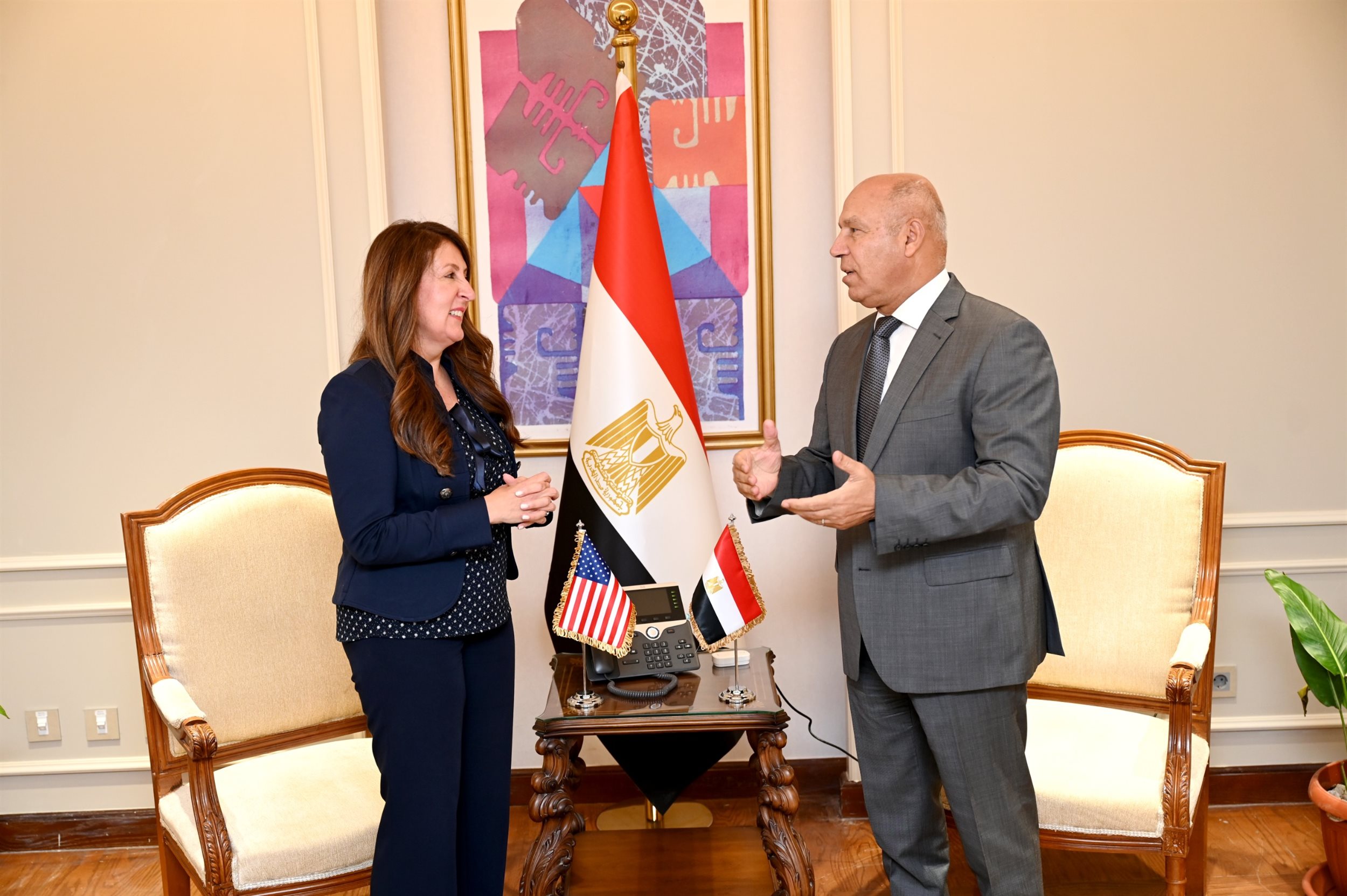 الوزير يلتقي سفيرة الولايات المتحدة الأمريكية