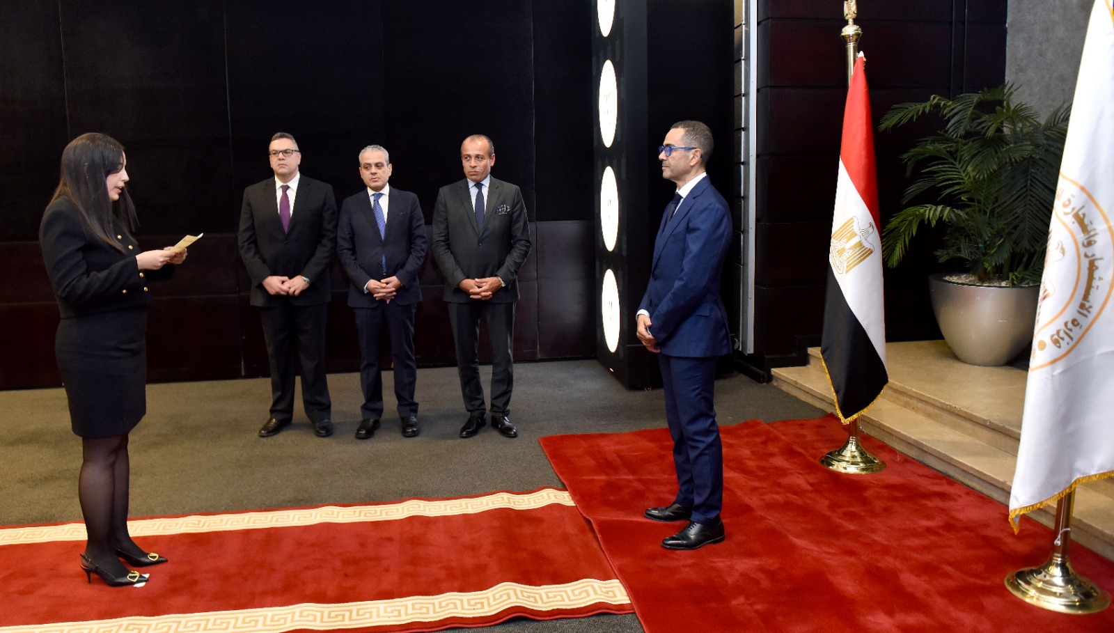 مراسم القسم القانوني لـ 8 من الملحقين التجاريين الجدد