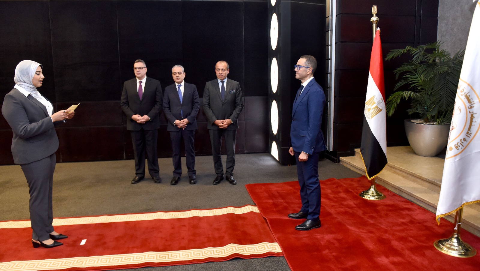مراسم القسم القانوني لـ 8 من الملحقين التجاريين الجدد
