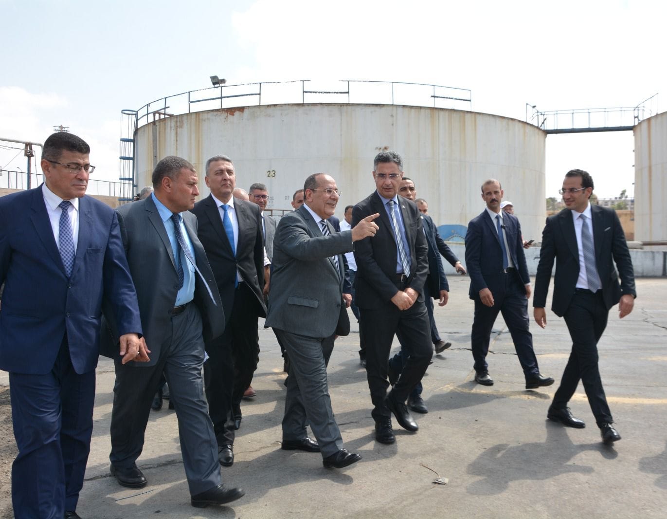 وزير التموين يتفقد محطة الزيوت والشحوم بالمكس