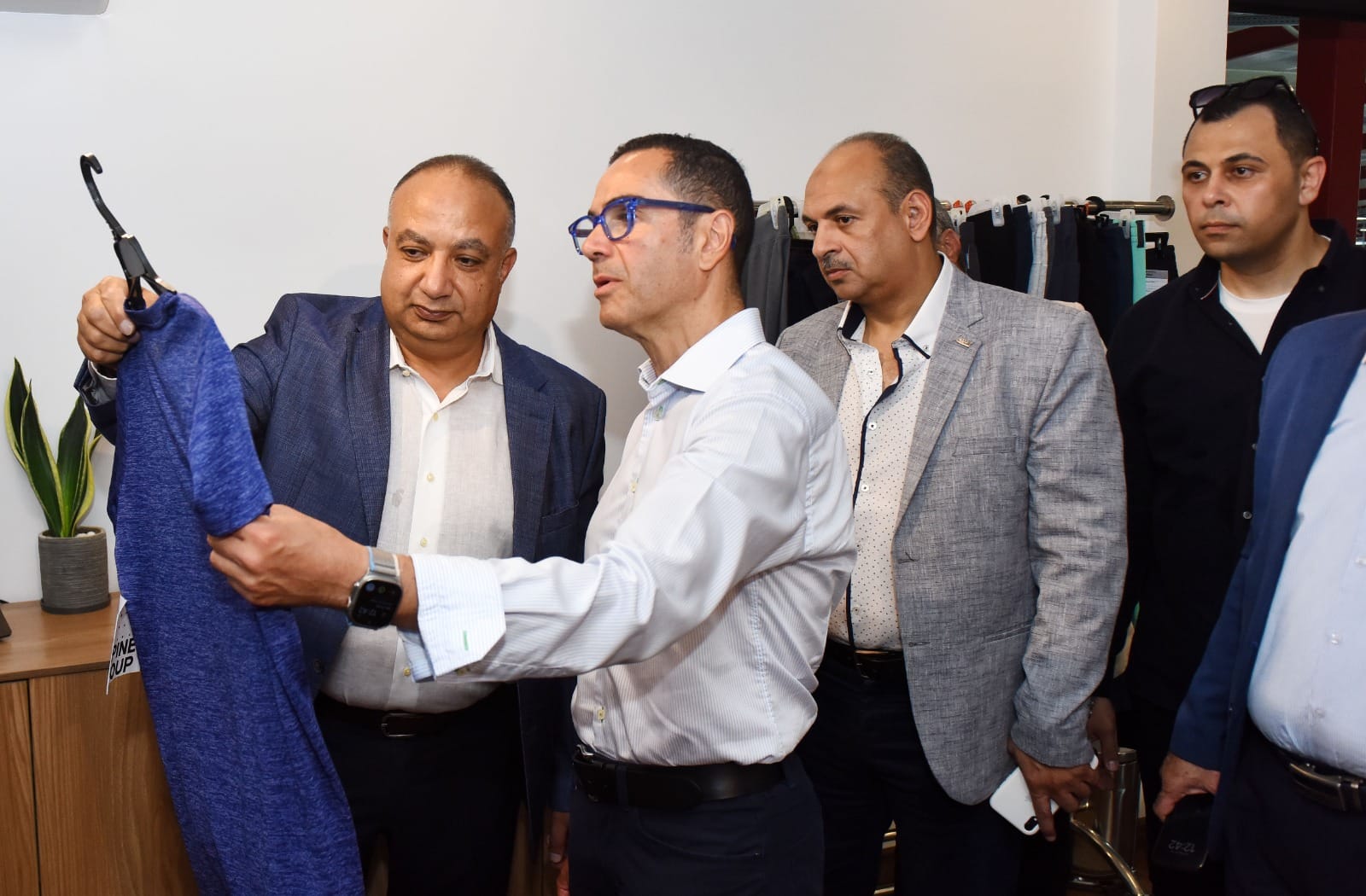وزير الاستثمار يتفقد التوسعات صديقة البيئة بالمنطقة الحرة
