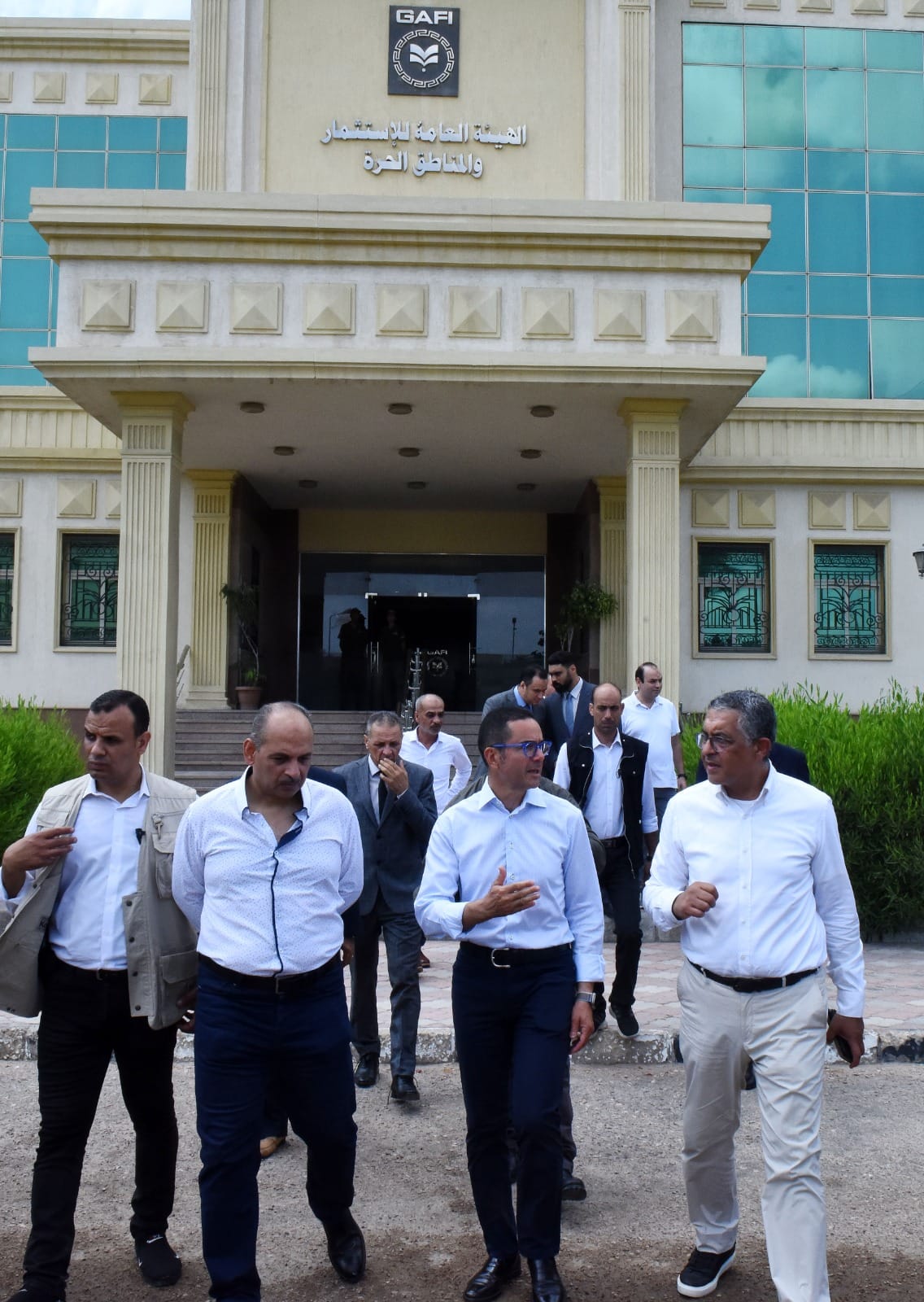 وزير الاستثمار يتفقد التوسعات صديقة البيئة بالمنطقة الحرة
