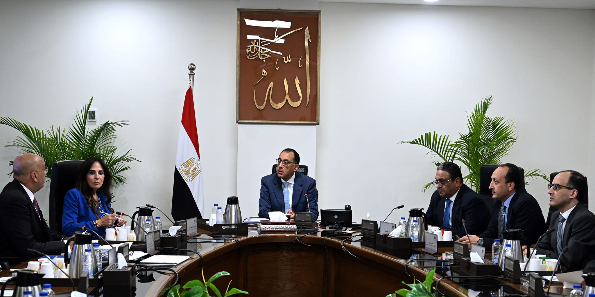 رئيس الوزراء يُتابع جهود جهاز تنمية المشروعات المتوسطة والصغيرة ومتناهية الصغر