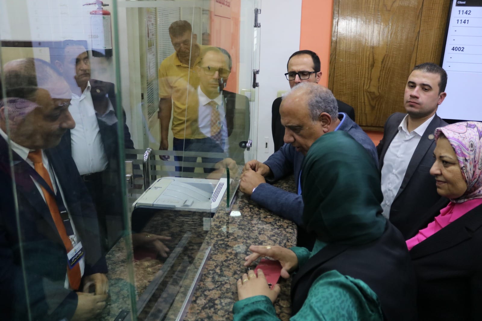 وزير الكهرباء يتفقد هندسة كهرباء برج العرب بالاسكندرية