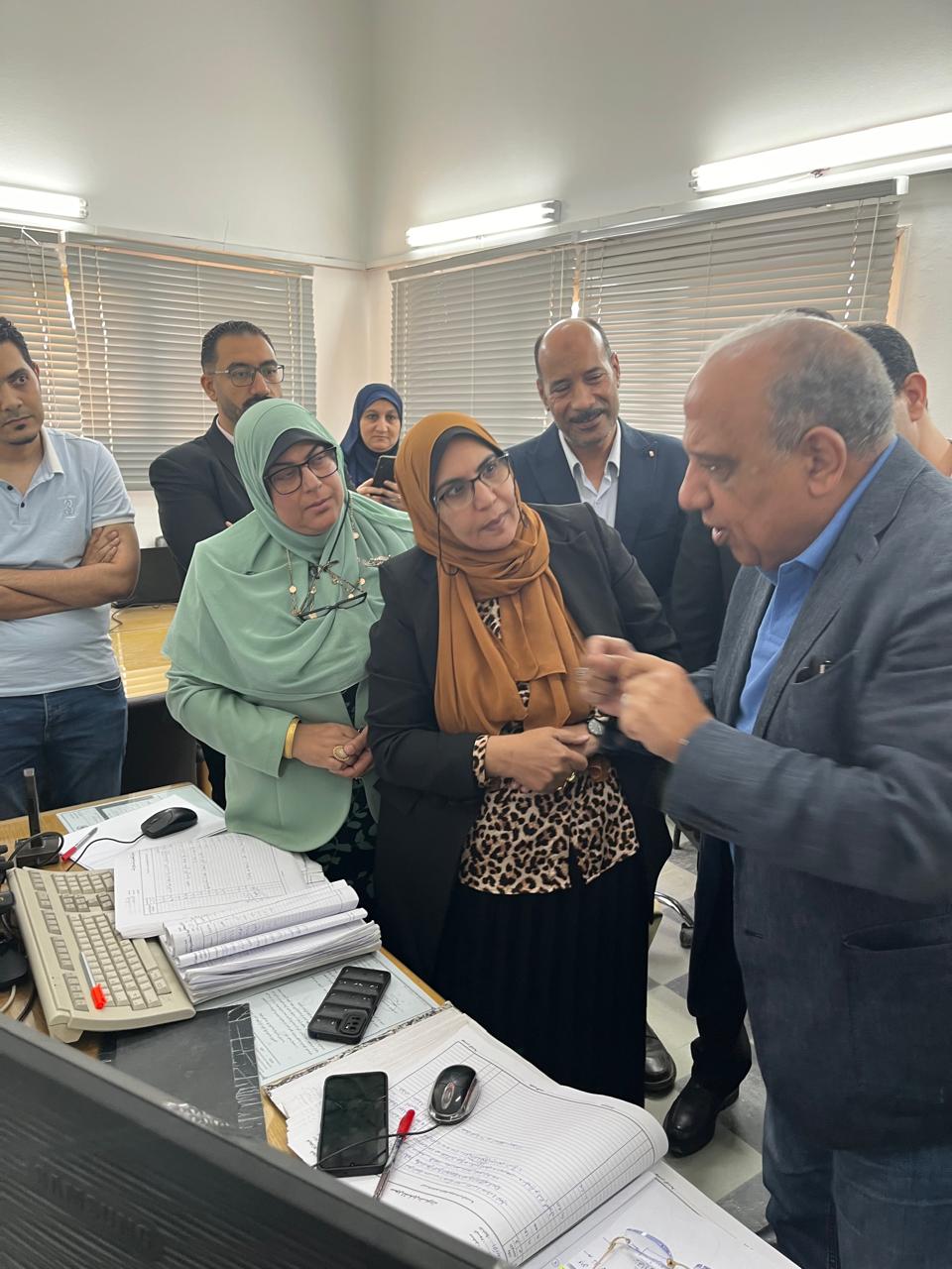 وزير الكهرباء يتفقد هندسة كهرباء برج العرب بالاسكندرية