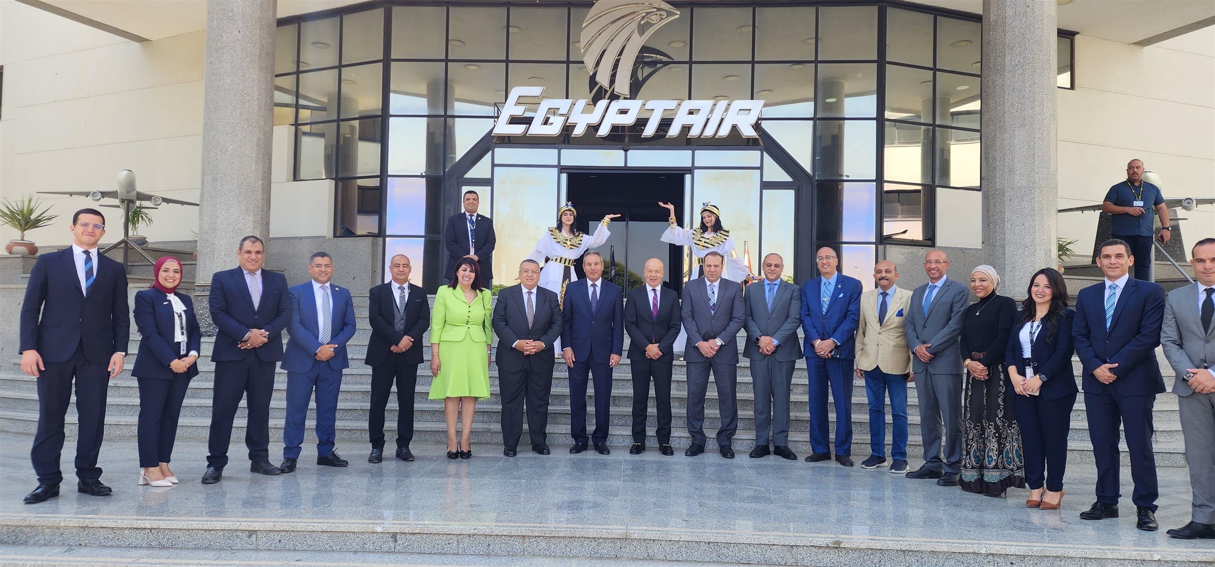 فرع جديد لبنك مصر بشركة مصر للطيران