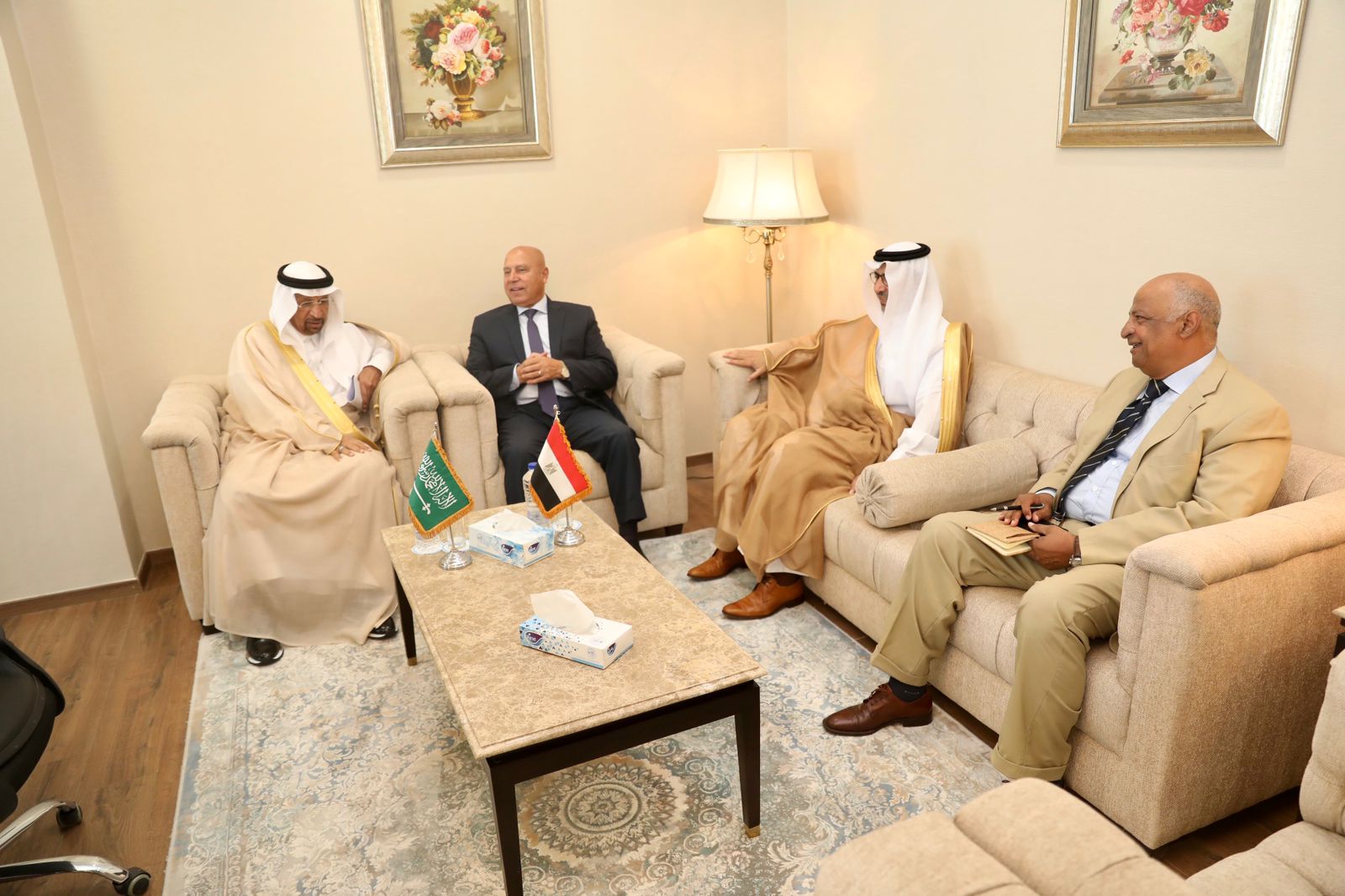وزير الصناعة والنقل مع وزير الاستثمار السعودي