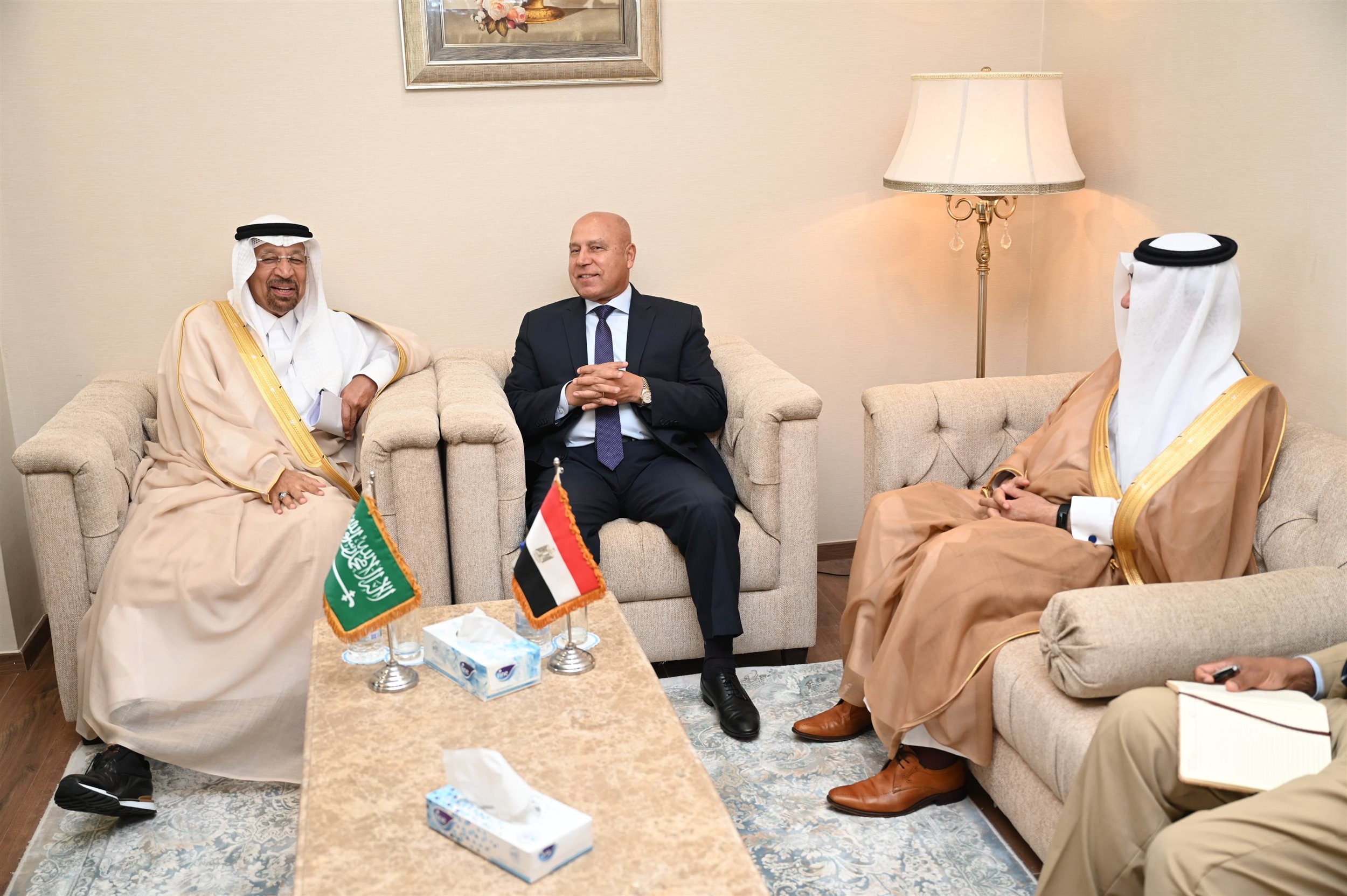 وزير الصناعة والنقل مع وزير الاستثمار السعودي