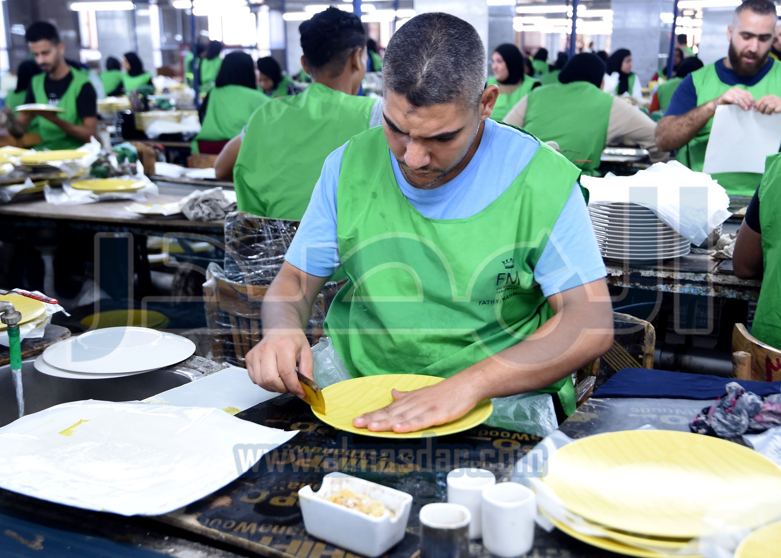 مدبولي يزور مصانع الشركة المصرية الألمانية لصناعة البورسلين