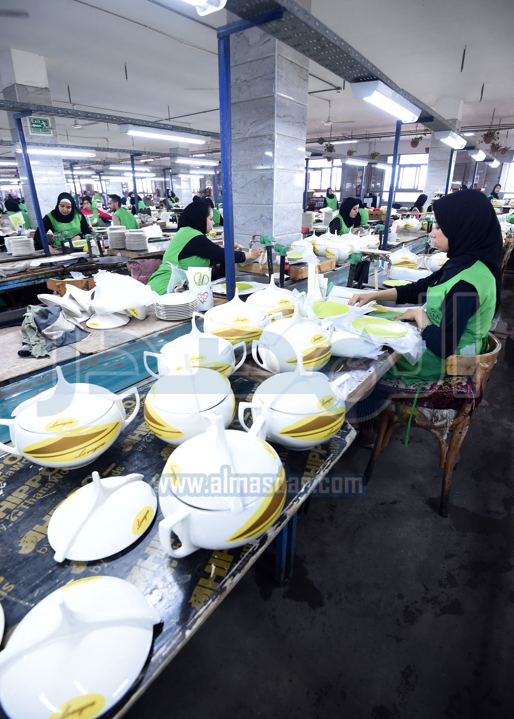 مدبولي يزور مصانع الشركة المصرية الألمانية لصناعة البورسلين