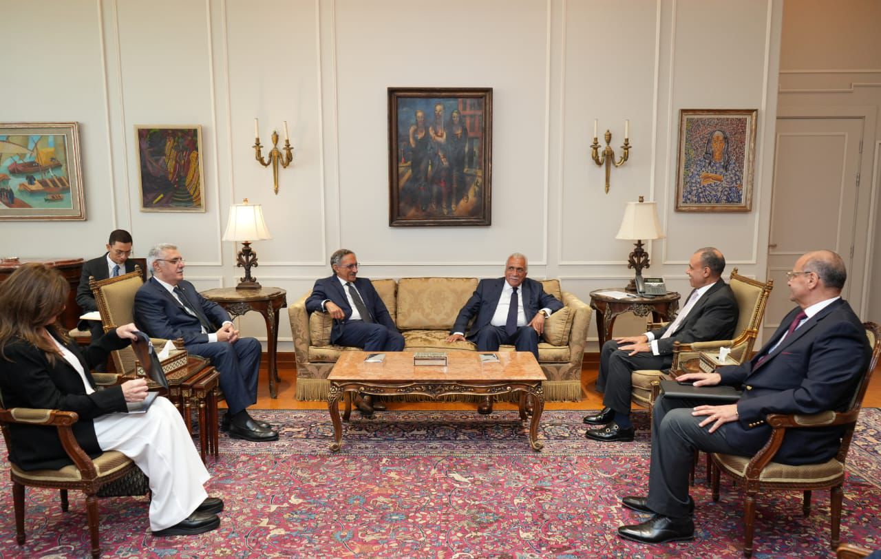 وزير الخارجية والهجرة يستقبل وفد غرفة التجارة الأمريكية