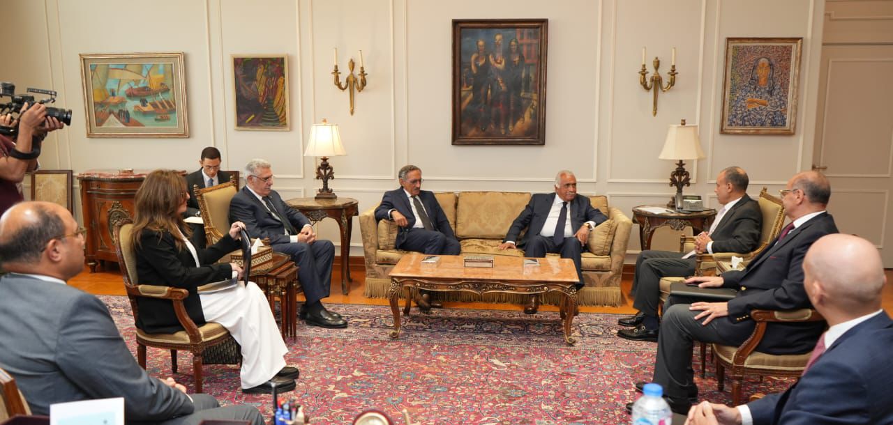 وزير الخارجية والهجرة يستقبل وفد غرفة التجارة الأمريكية