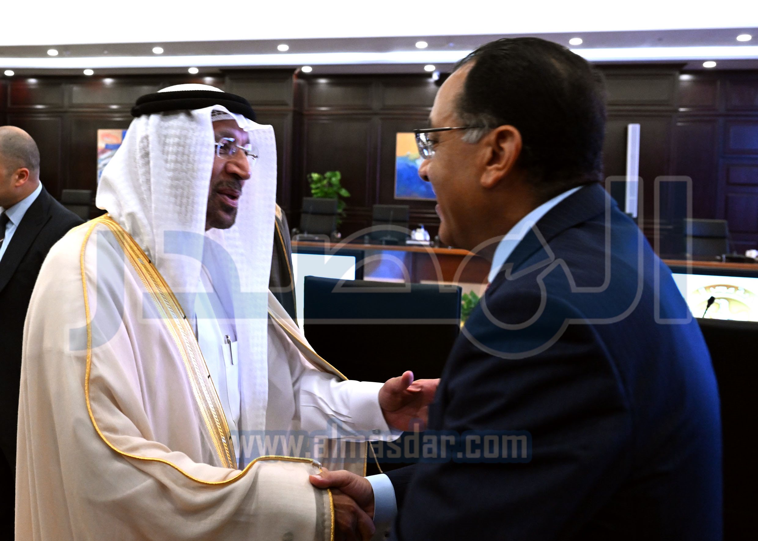 رئيس الوزراء في اجتماع مع وزير الاستثمار السعودي