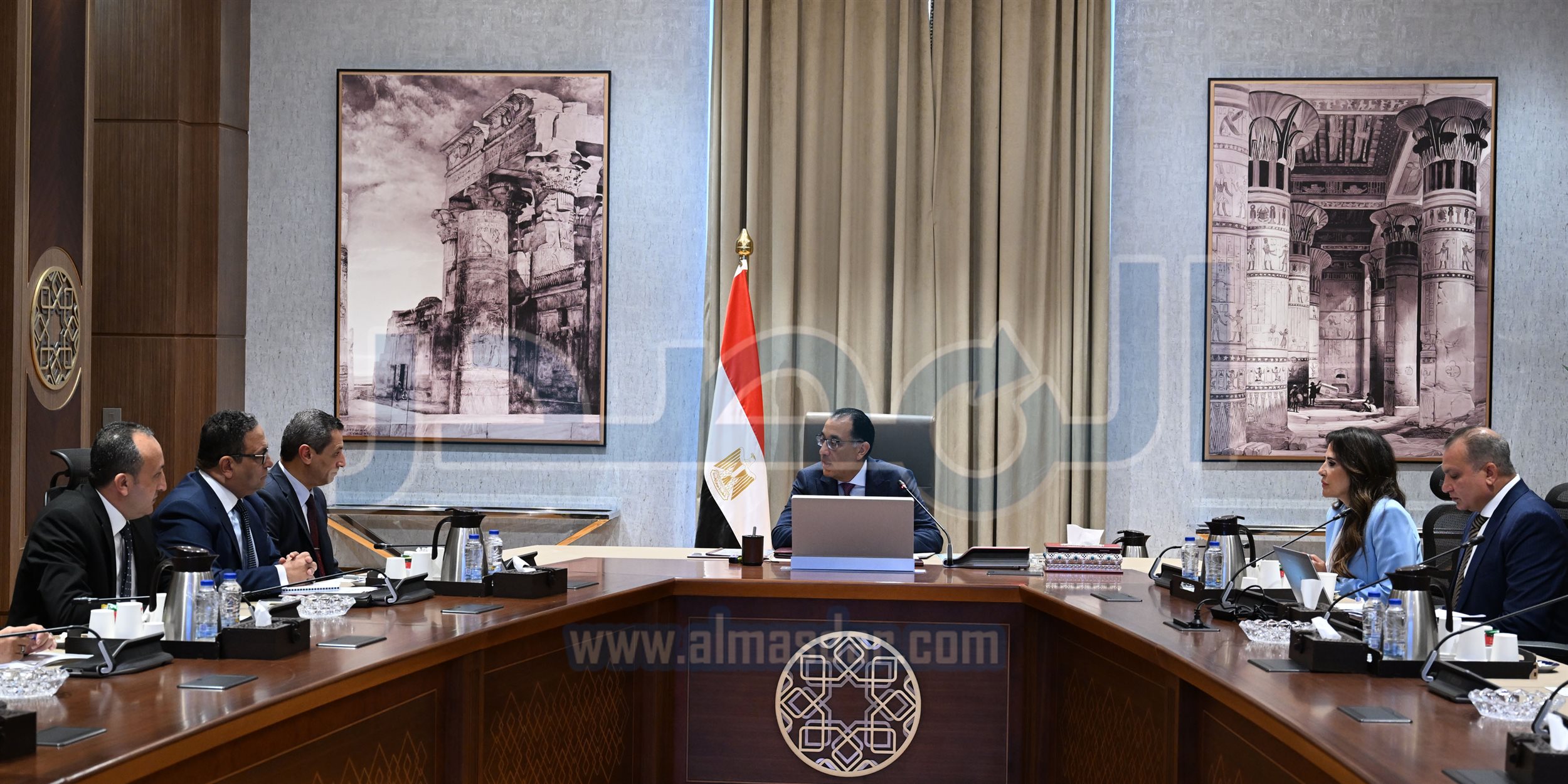 رئيس الوزراء يتابع موقف تنفيذ مشروع تطوير عواصم المحافظات