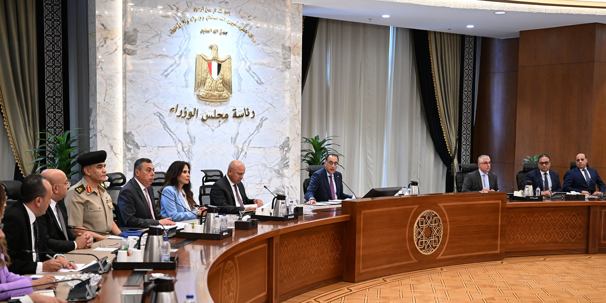 مدبولي يتابع تيسير دخول وخروج المستثمرين والبضائع من سيناء