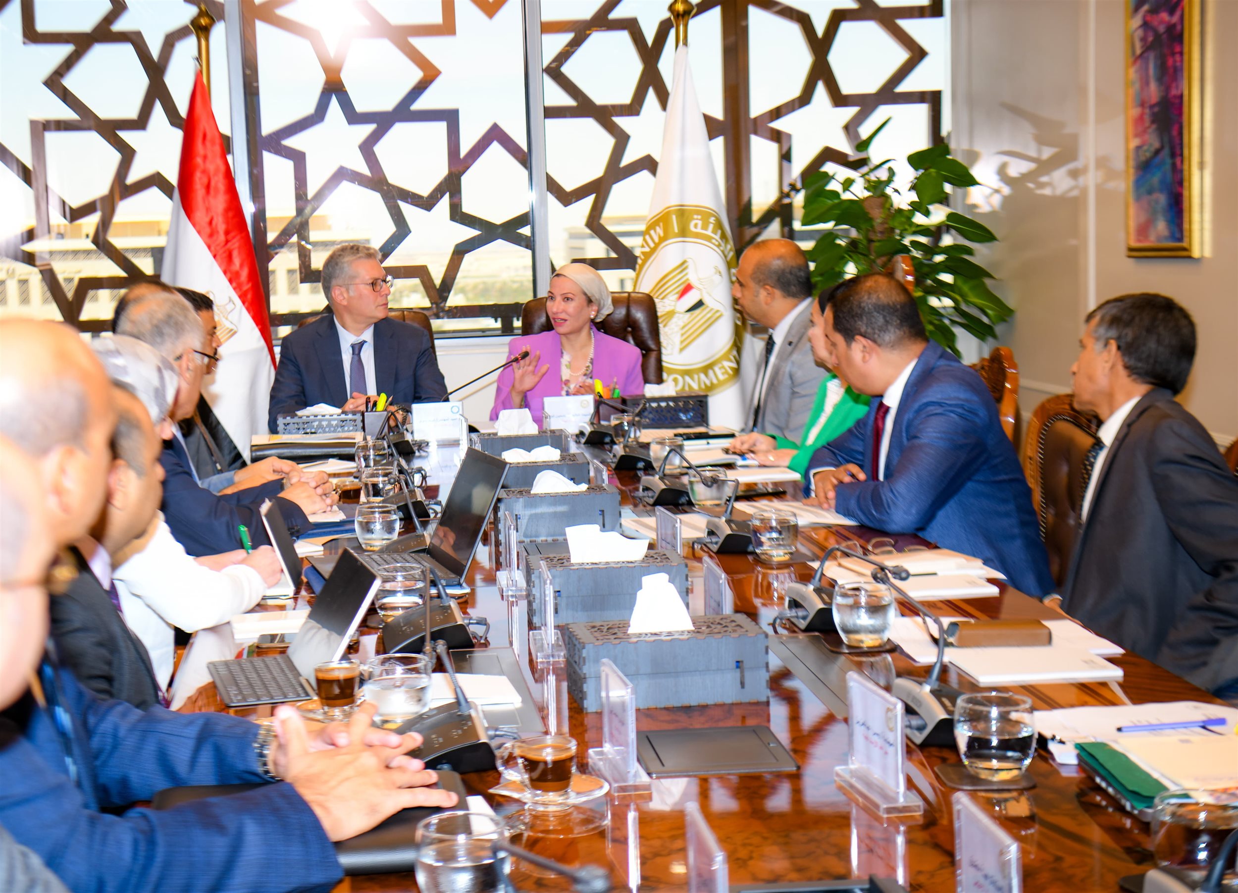 وزيرا البترول والبيئة يبحثان عدد من ملفات العمل المشترك بين الوزارتين