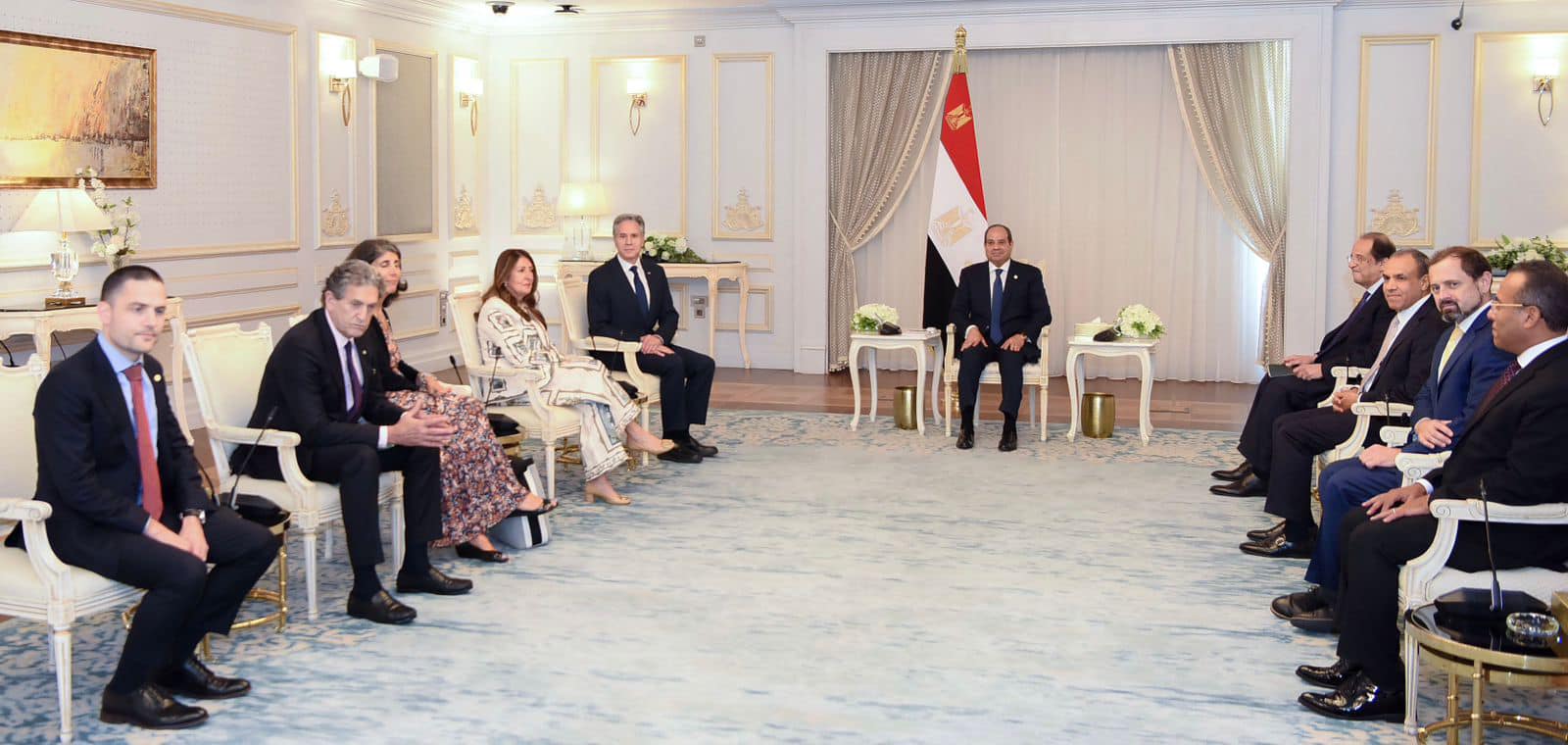 الرئيس السيسي في اجتماع مع وزير الخارجية الأمريكي
