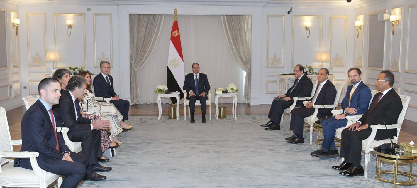 الرئيس السيسي في اجتماع مع وزير الخارجية الأمريكي