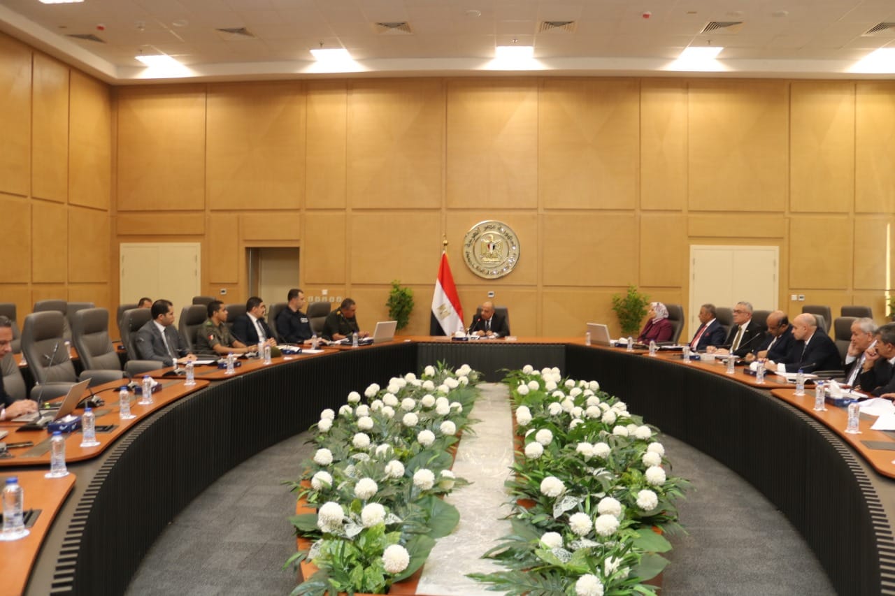 وزير الكهرباء يتابع تنفيذ مشروع الربط الكهربائي المصرى السعودى