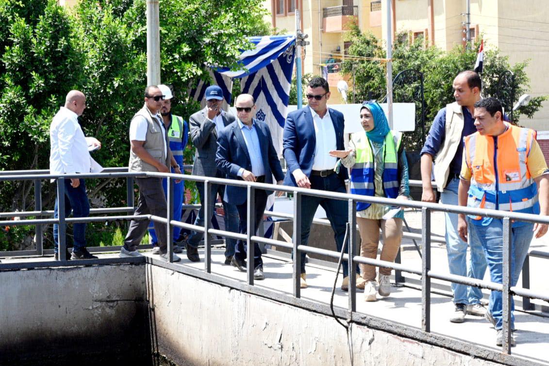 وزير الإسكان ومحافظ كفر الشيخ يتفقدان محطة مياه دسوق