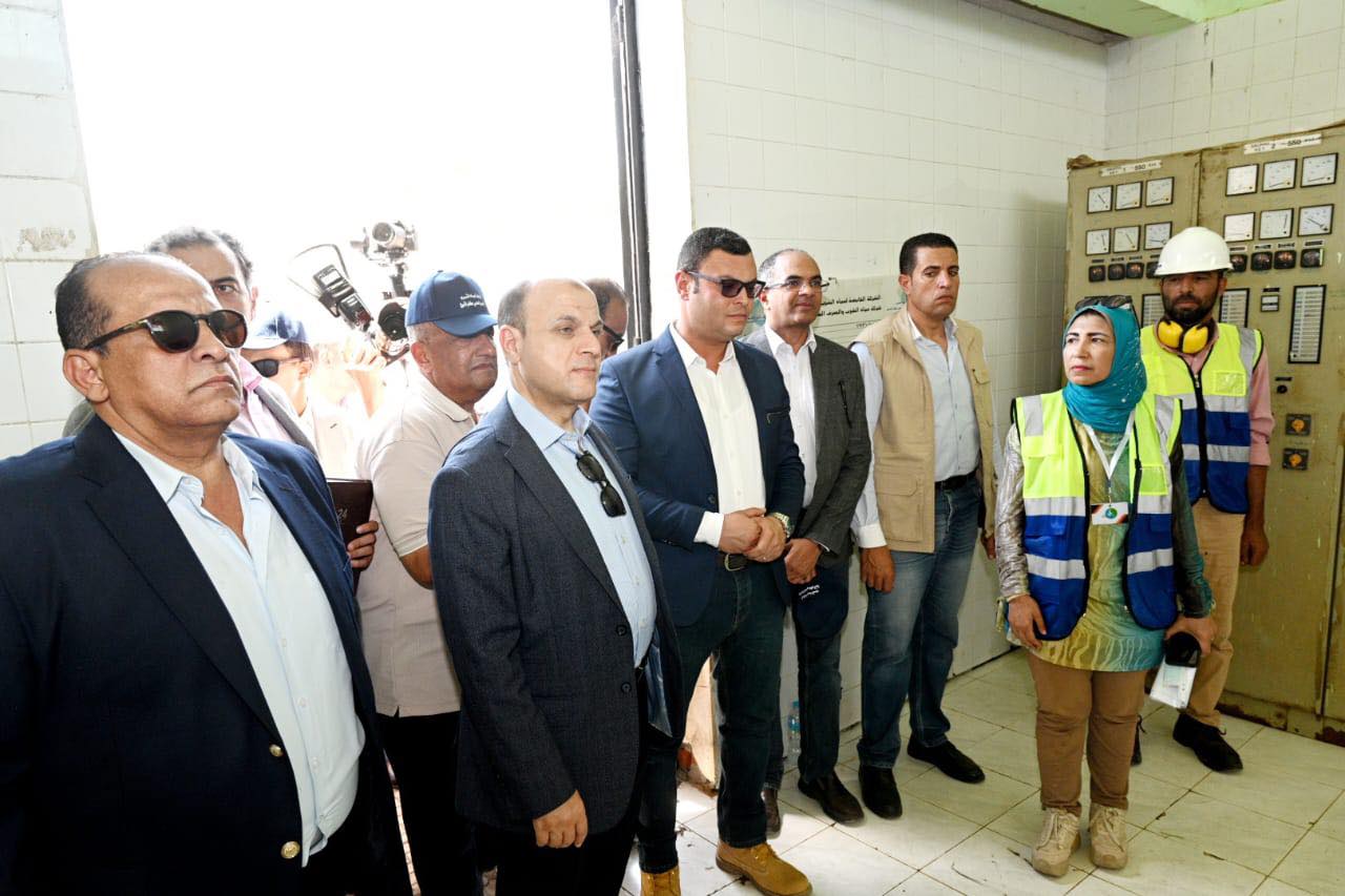 وزير الإسكان ومحافظ كفر الشيخ يتفقدان محطة مياه دسوق