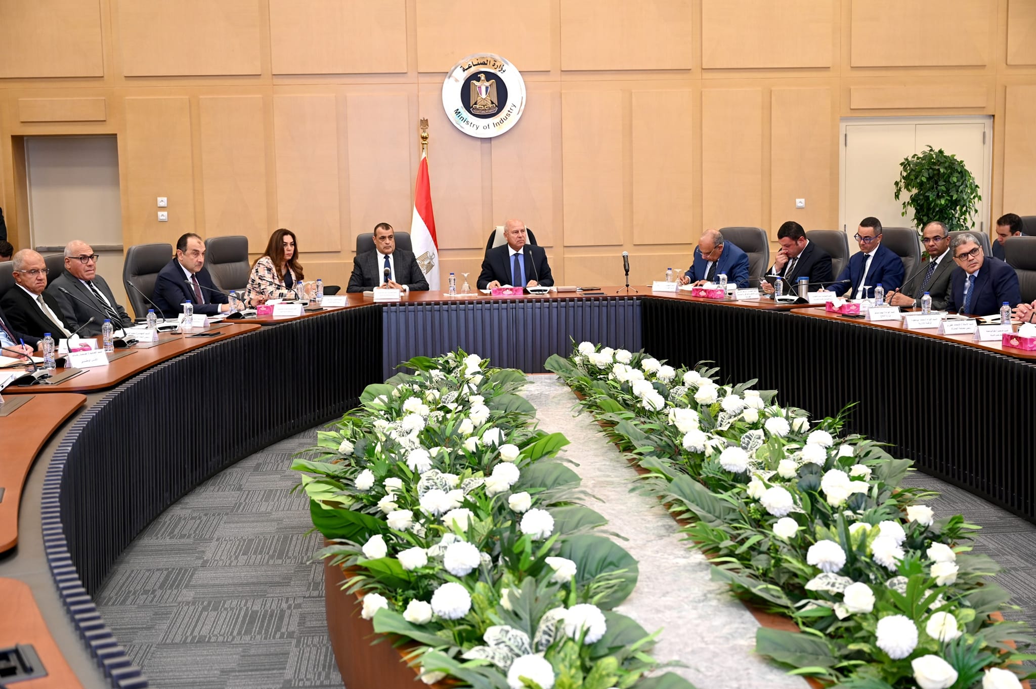 الوزير يترأس الاجتماع ال4 للمجموعة الوزارية للتنمية الصناعية