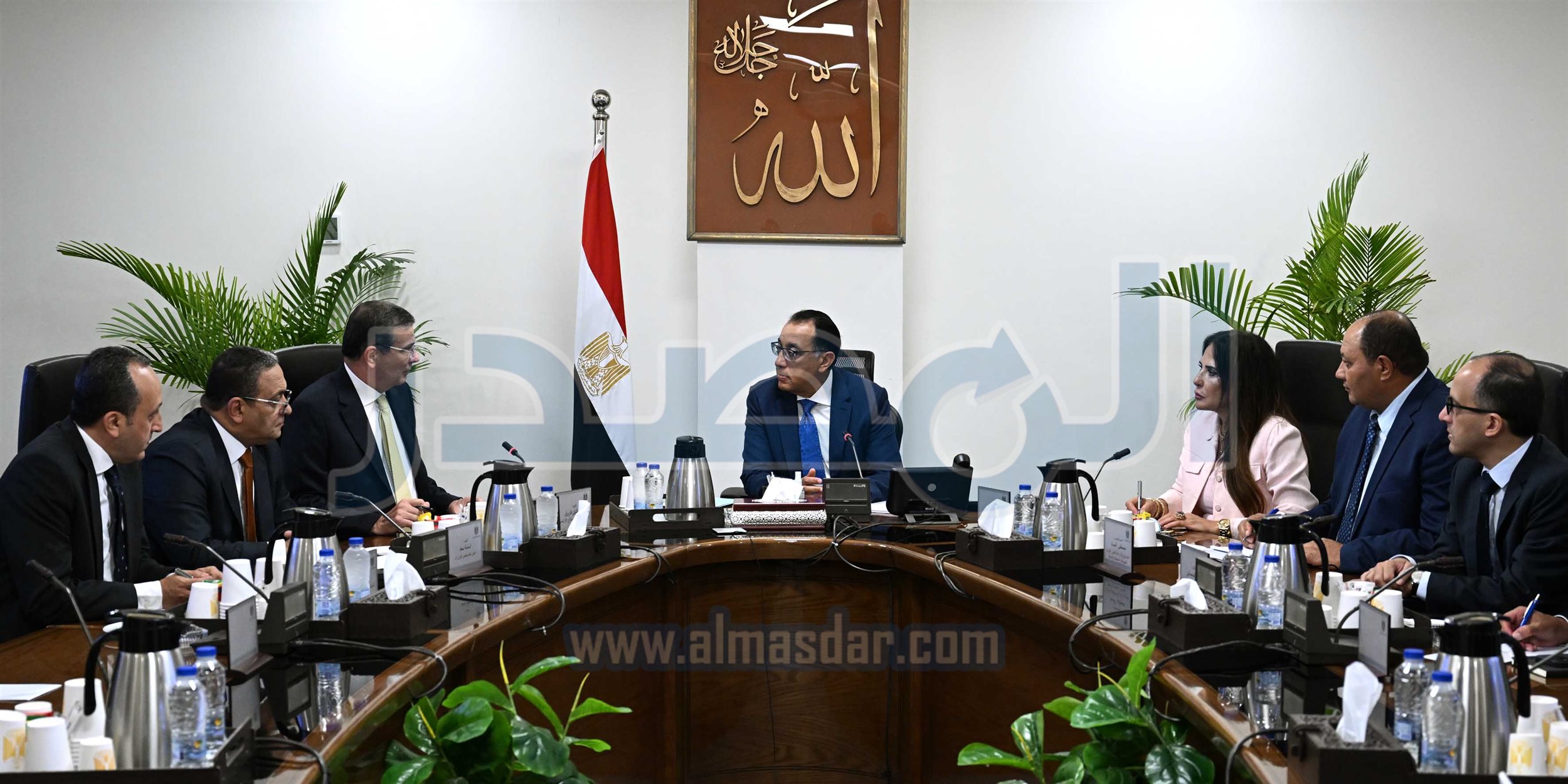 رئيس الوزراء في اجتماع مع وزير الزراعة