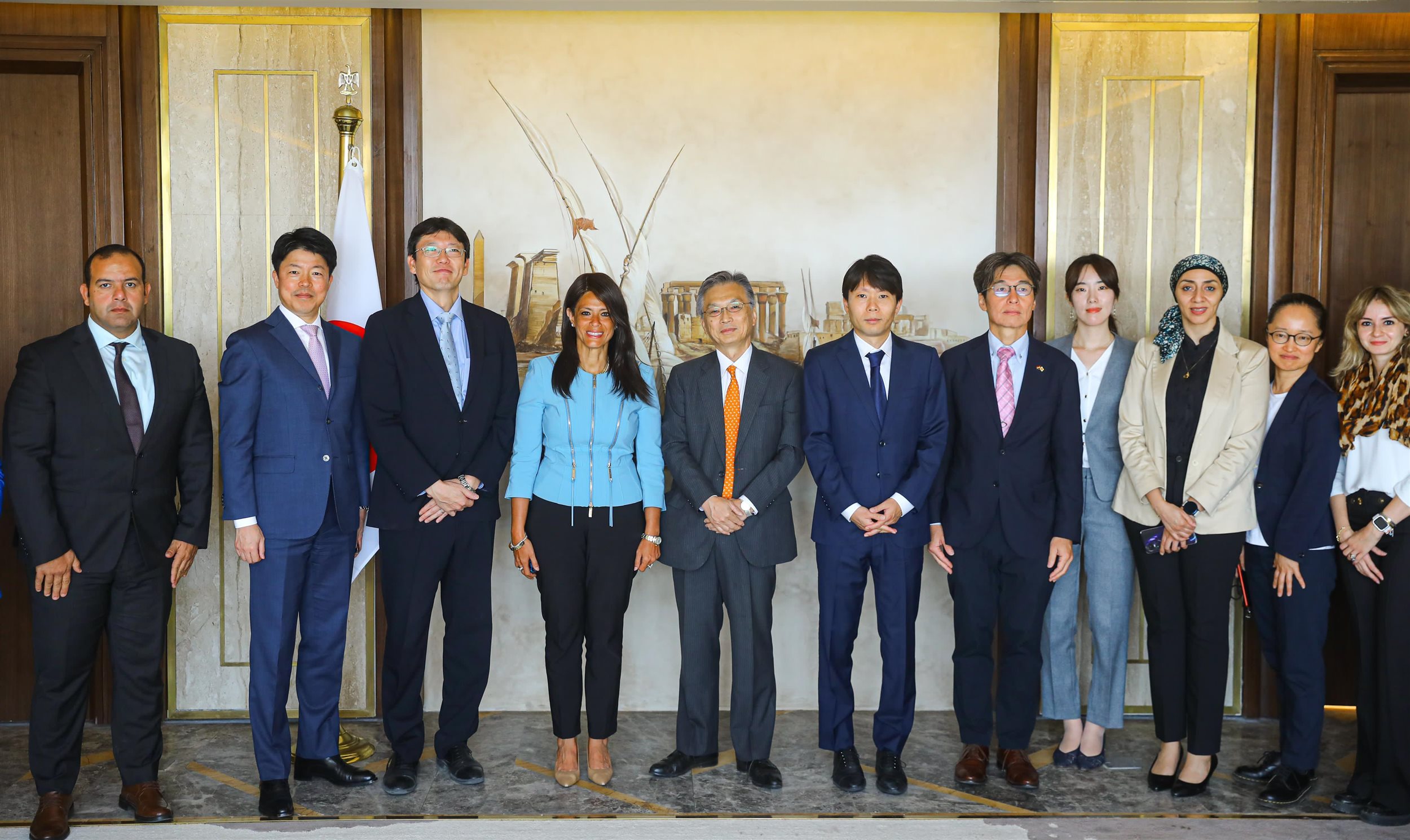 المشاط في اجتماع مع الحكومة والمؤسسات المالية اليابانية