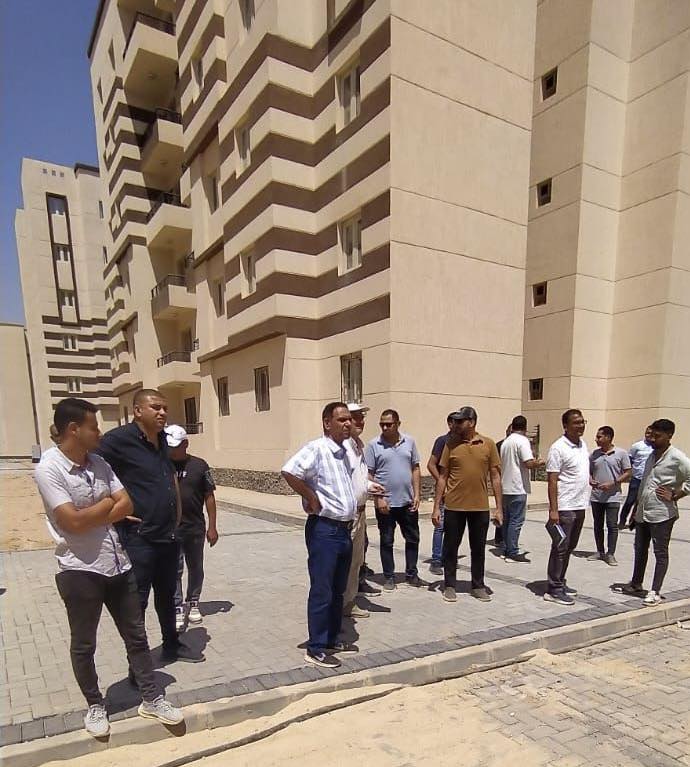 وزير الإسكان يتابع موقف تنفيذ وحدات المبادرة الرئاسية سكن لكل المصريين