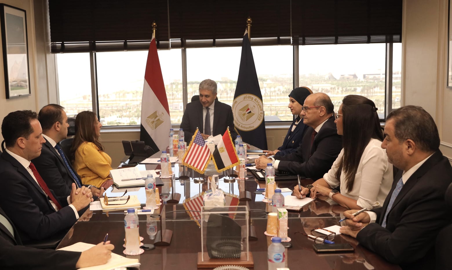 وزير السياحة في اجتماع مع بسفيرة الولايات المتحدة الأمريكية
