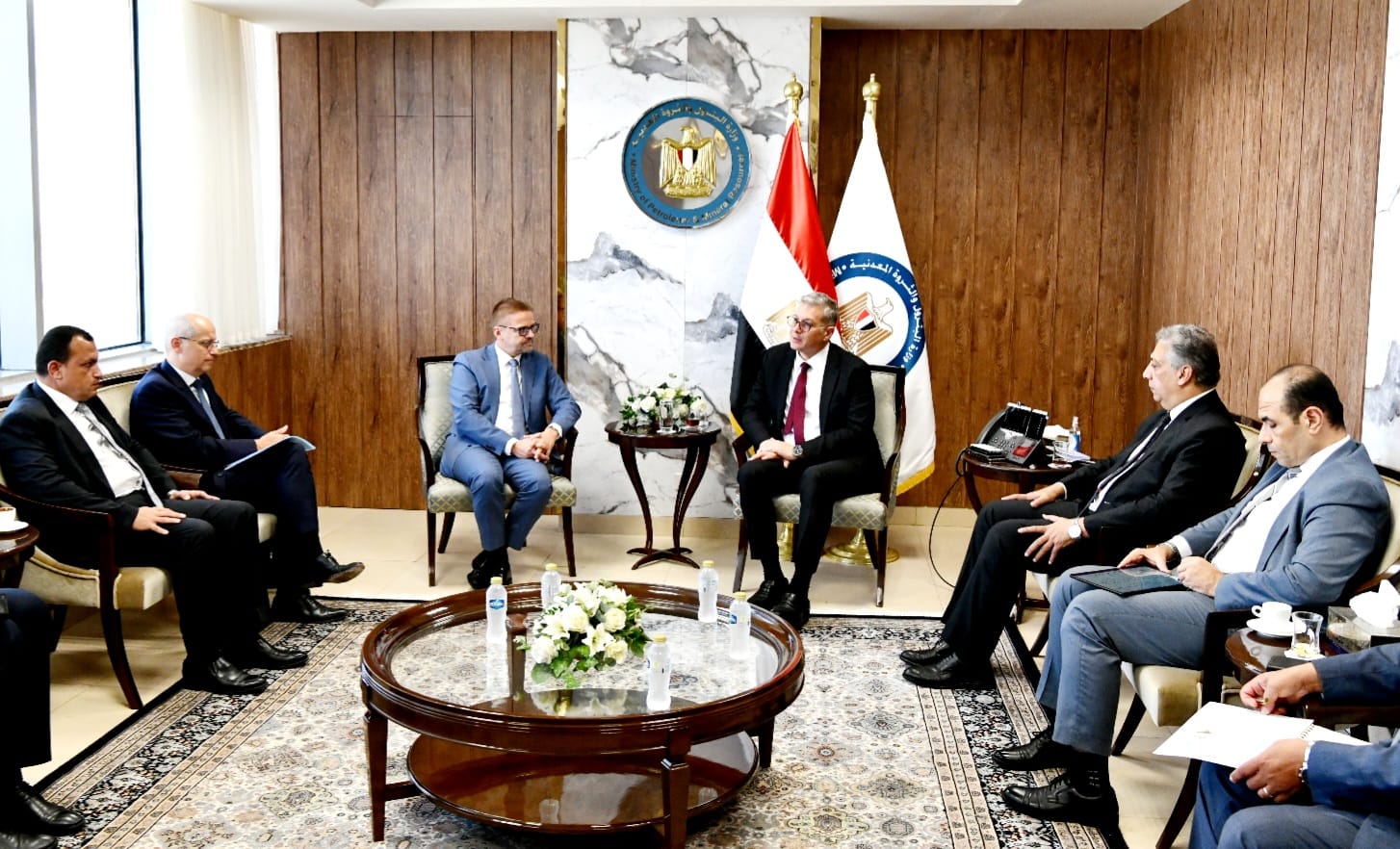 وزير البترول يلتقي وفد توتال إنرجيز