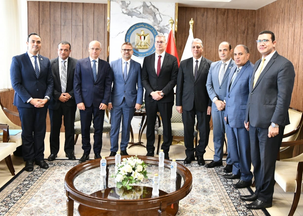 وزير البترول يلتقي وفد توتال إنرجيز