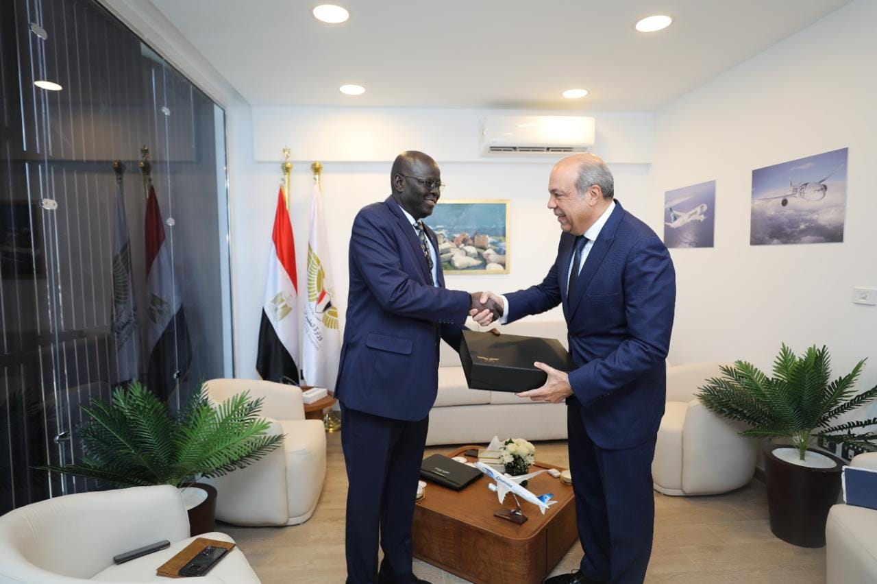 لقاء وزير الطيران المدني مع وزير النقل بجنوب السودان