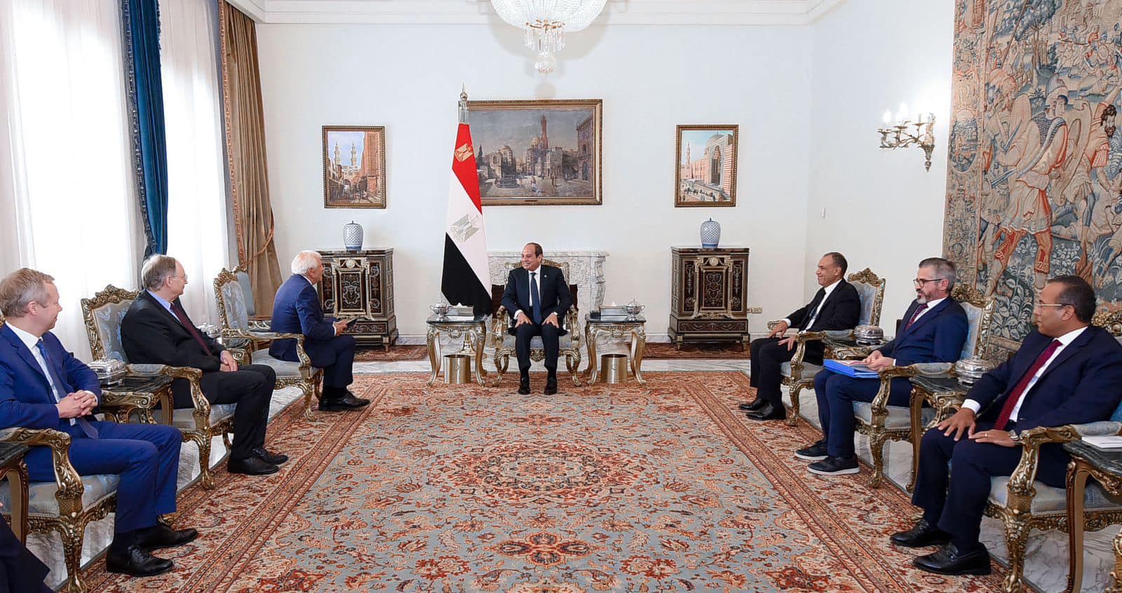 الرئيس السيسى يستقبل الممثل الأعلى للاتحاد الأوروبى