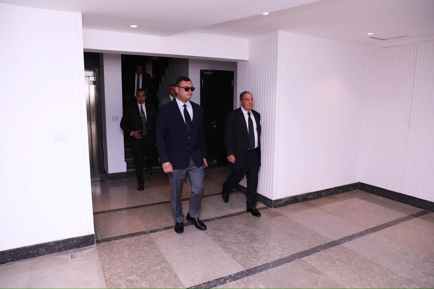 وزير الإسكان يتفقد مشروع باديا واحة أكتوبر