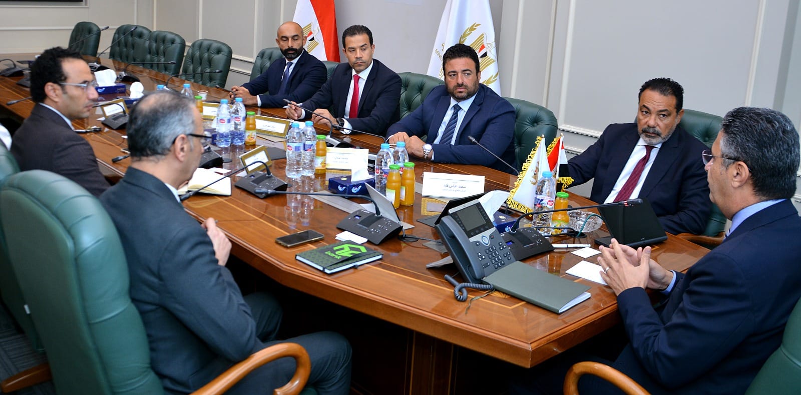 وزير التموين يلتقي وفد بنك أبو ظبي الأول مصر