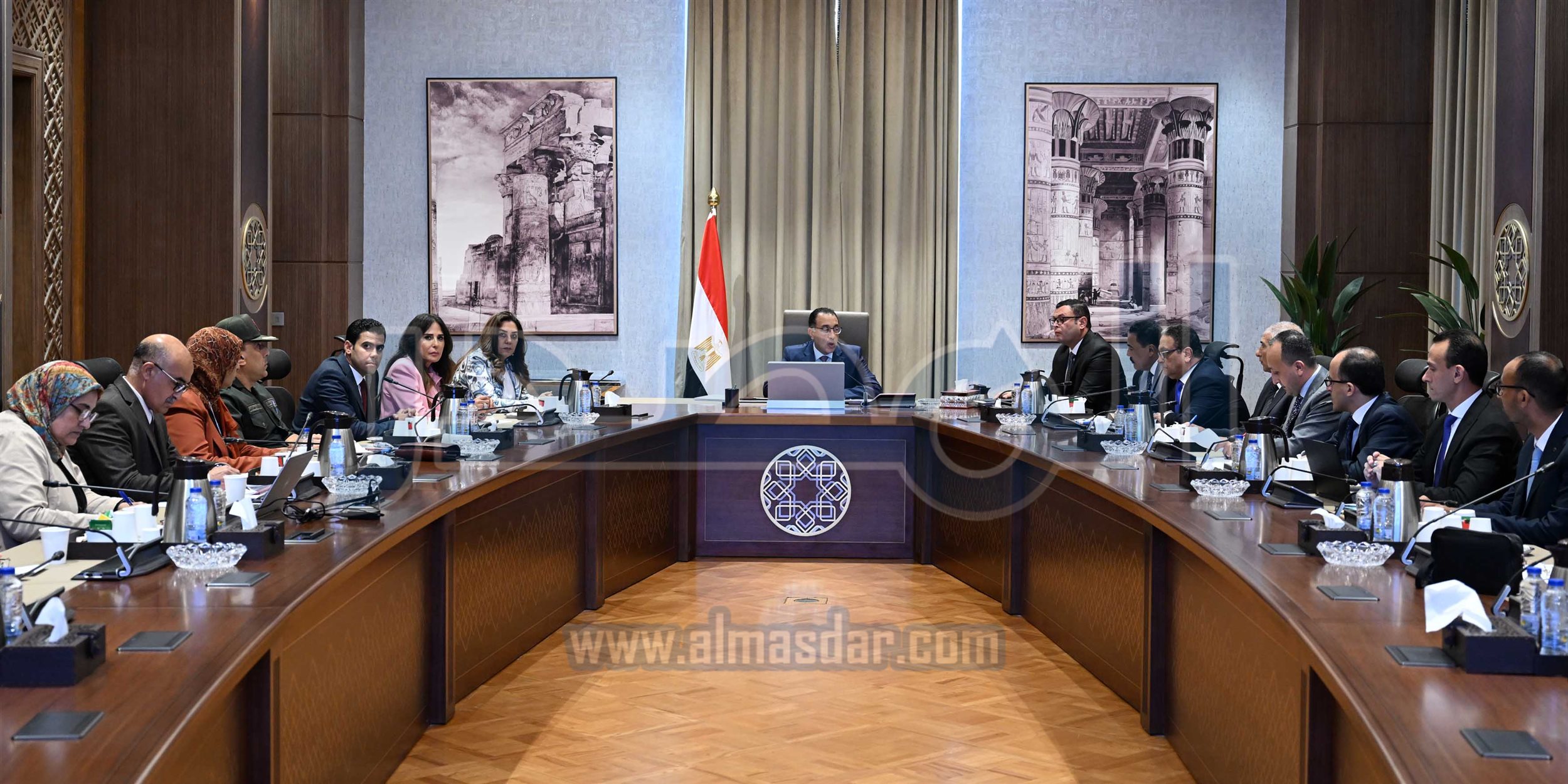 رئيس الوزراء يتابع مشروع تنمية مدينة رأس الحكمة