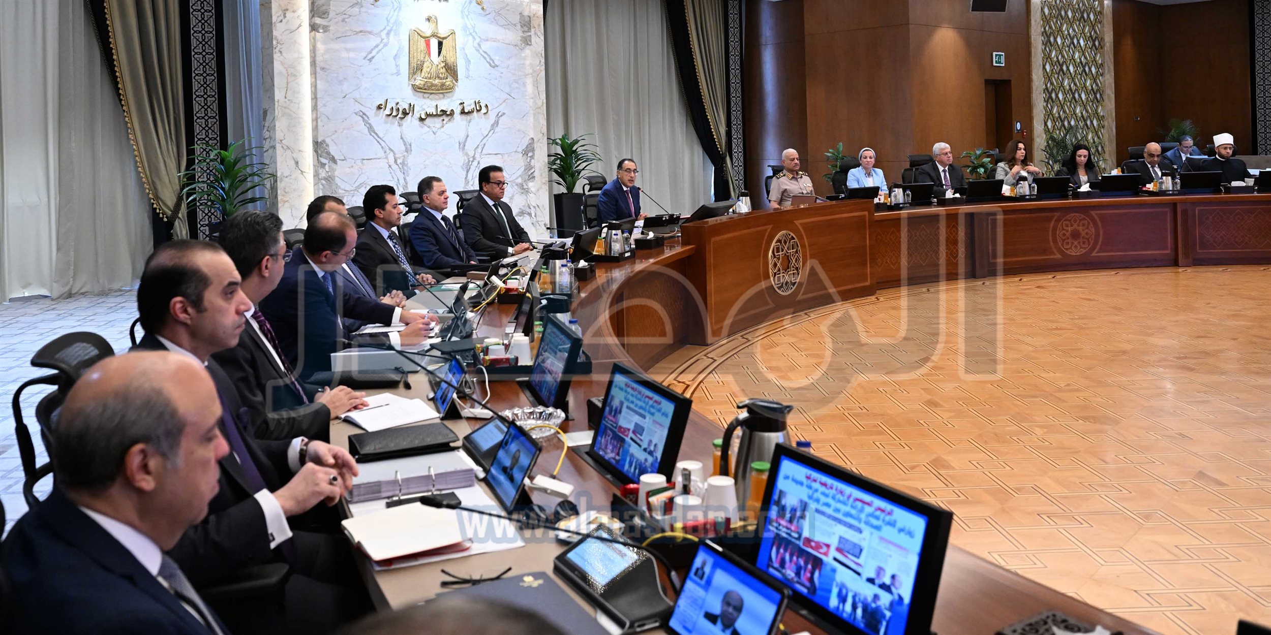 اجتماع رئيس مجلس الوزراء بالعاصمة الإدارية الجديدة