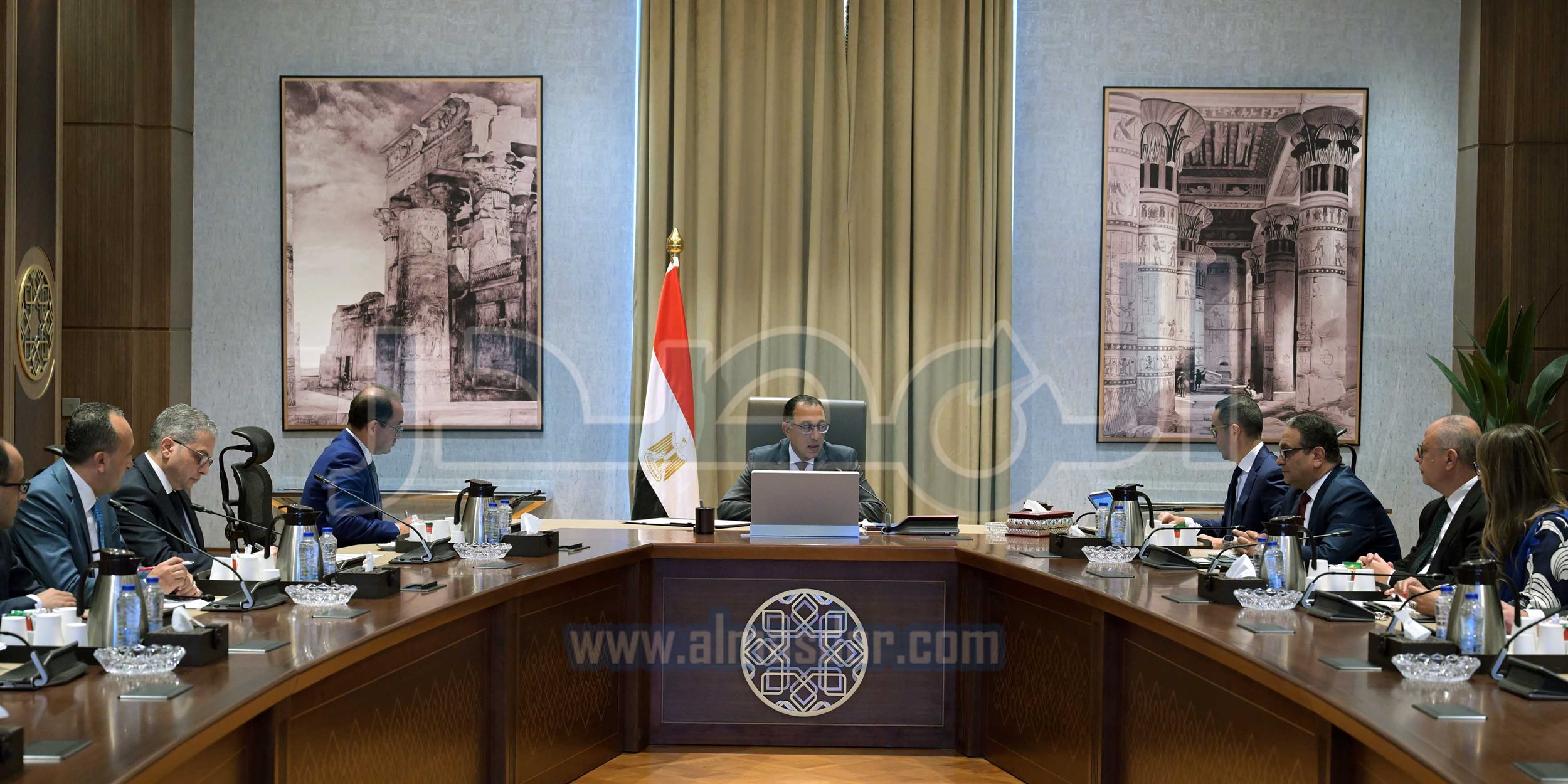 ضوابط حكومية جديدة لتنظيم سوق السيارات فى مصر