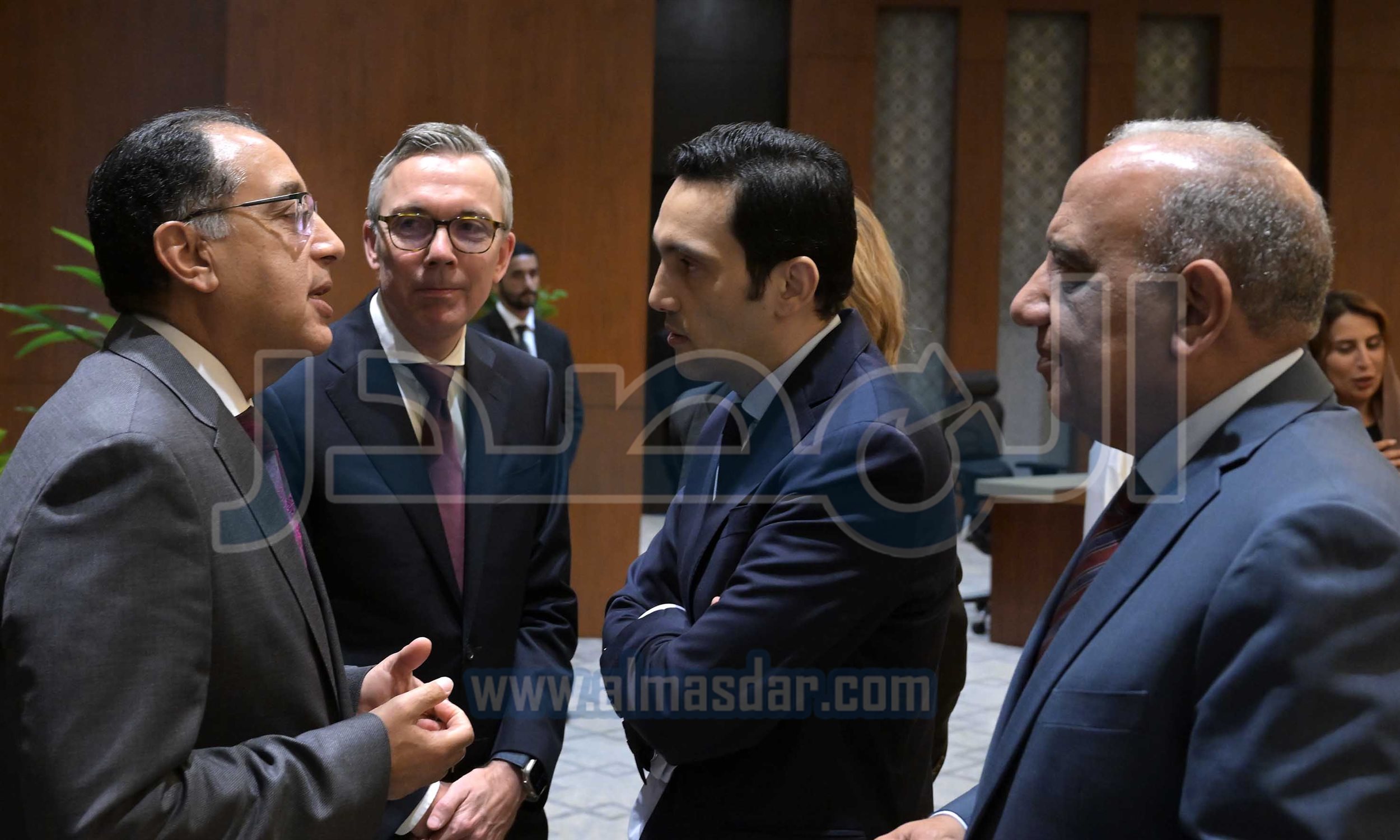 توقيع اتفاقيات لإنتاج الكهرباء من الطاقات المتجددة