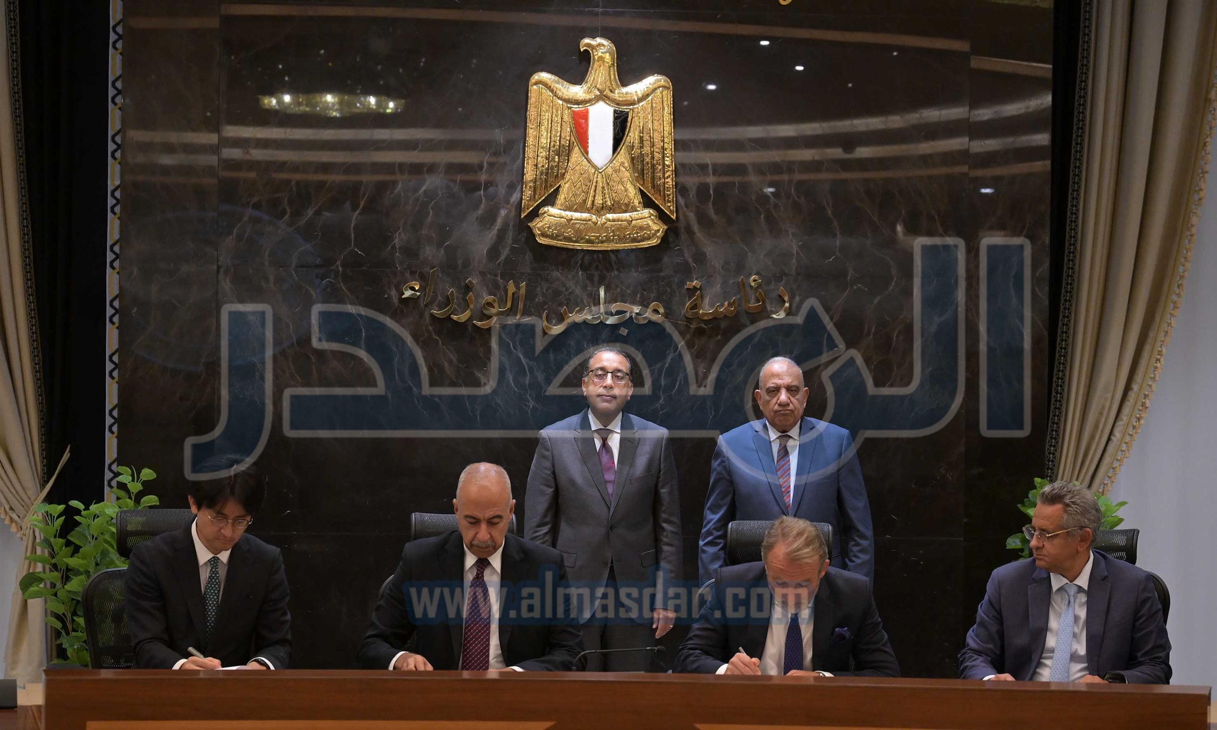 توقيع اتفاقيات لإنتاج الكهرباء من الطاقات المتجددة