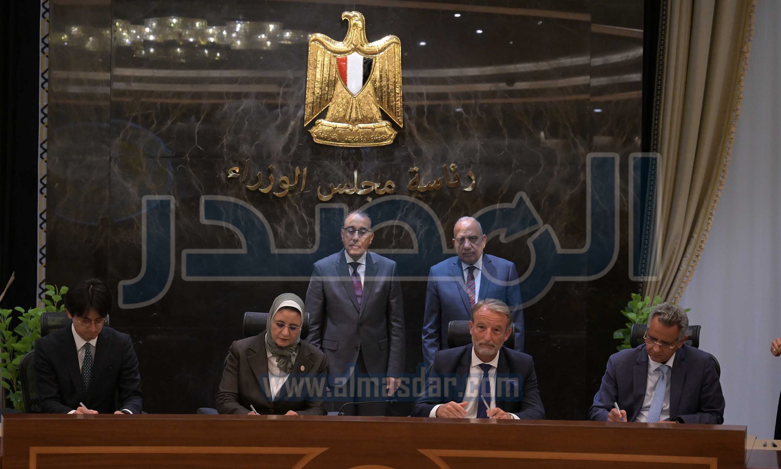 توقيع اتفاقيات لإنتاج الكهرباء من الطاقات المتجددة